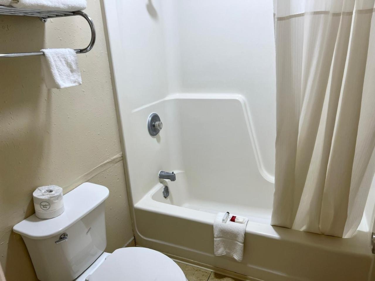 Economy Inn 맥쿡 외부 사진
